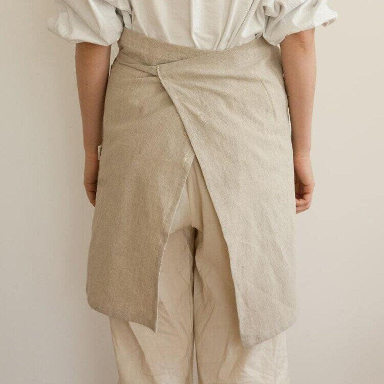 Natural Linen Half Apron with Pockets – Cream Waist Tie Apron